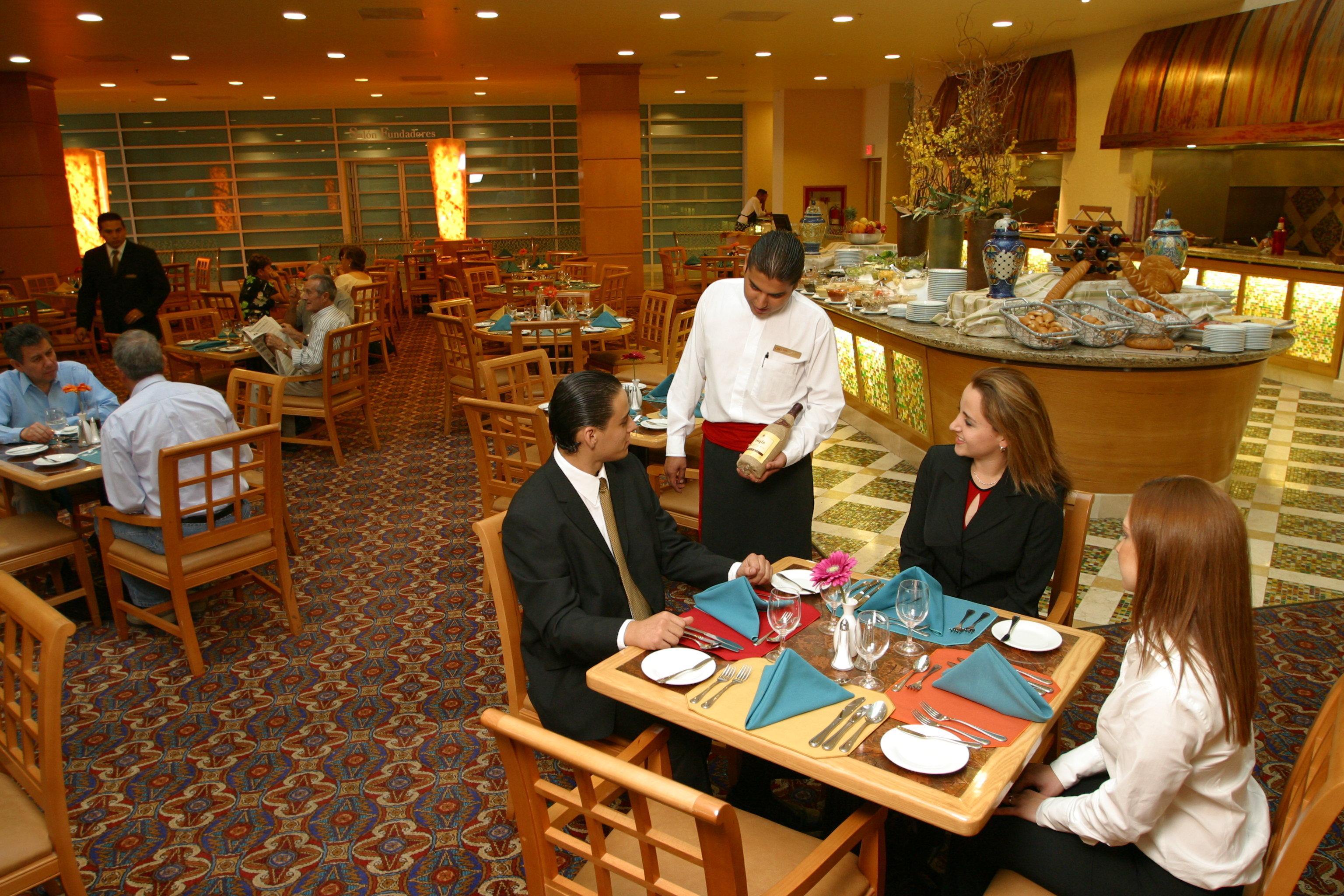 Crowne Plaza Torreon By Ihg Hotel Restoran gambar